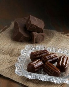 Donuk Tulumba 920 gr (Sade,Frambuazlı,Antep Fıstıklı,Portakallı,Çİkolatalı,Karamelli)